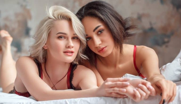 男士内裤大比拼：平角裤还是三角裤？女生喜欢哪种？优缺点全解析及如何选择适合你的款式